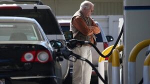 سعر لتر البنزين في امريكا