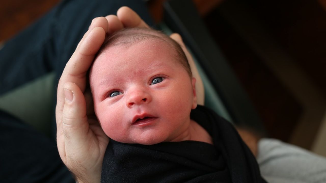 حجم رأس الطفل الطبيعي وما هي أسباب صغر حجم الرأس